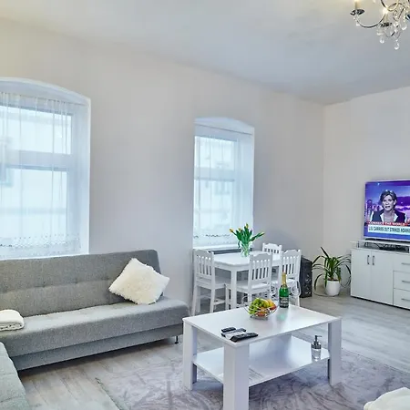 Apartman Bb Centrum Banská Bystrica Exteriér fotografie